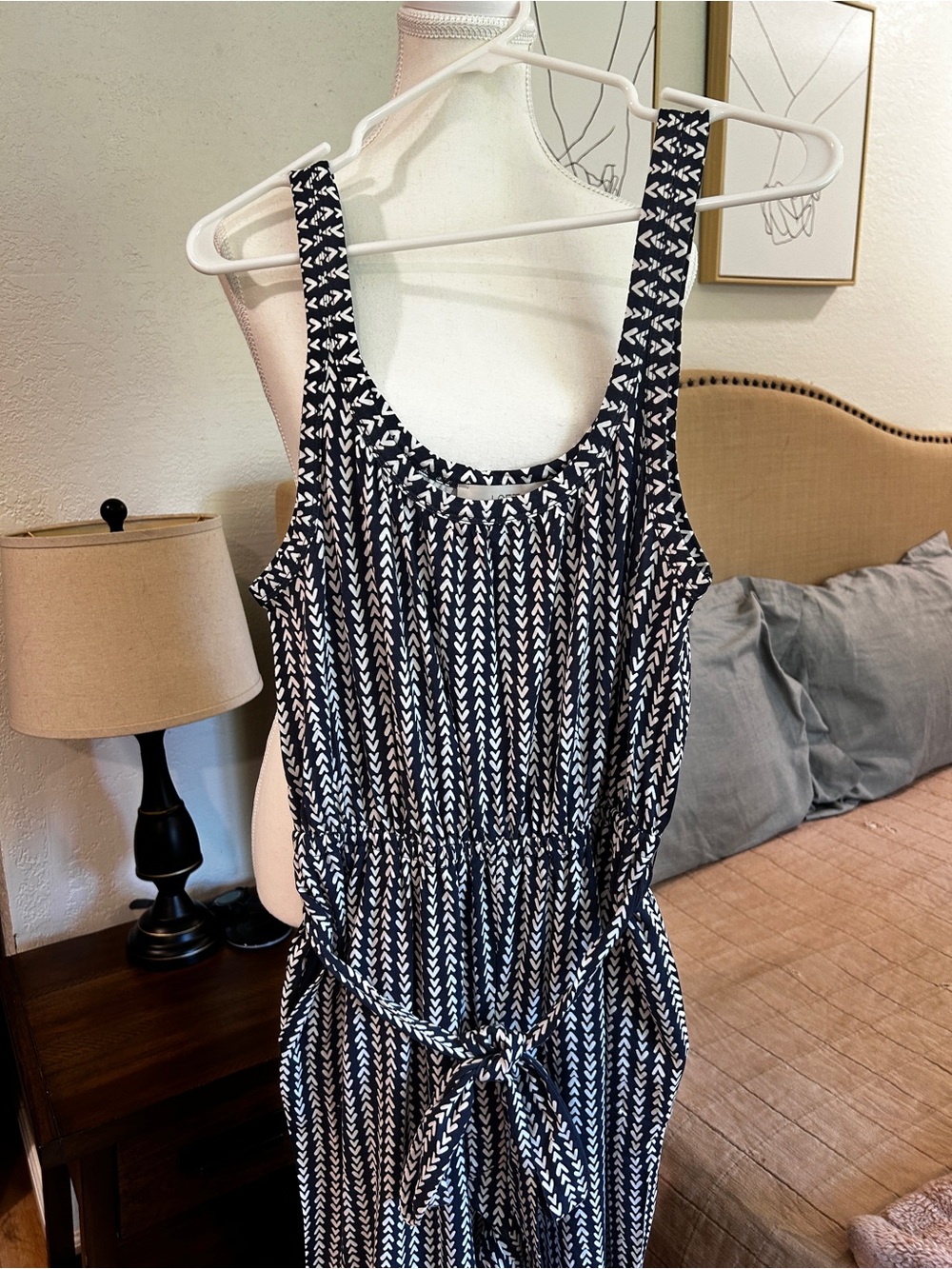 LOFT Navy and White Patterned Sleeveless Top
